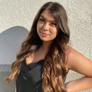 Meet your Posher, Adalena